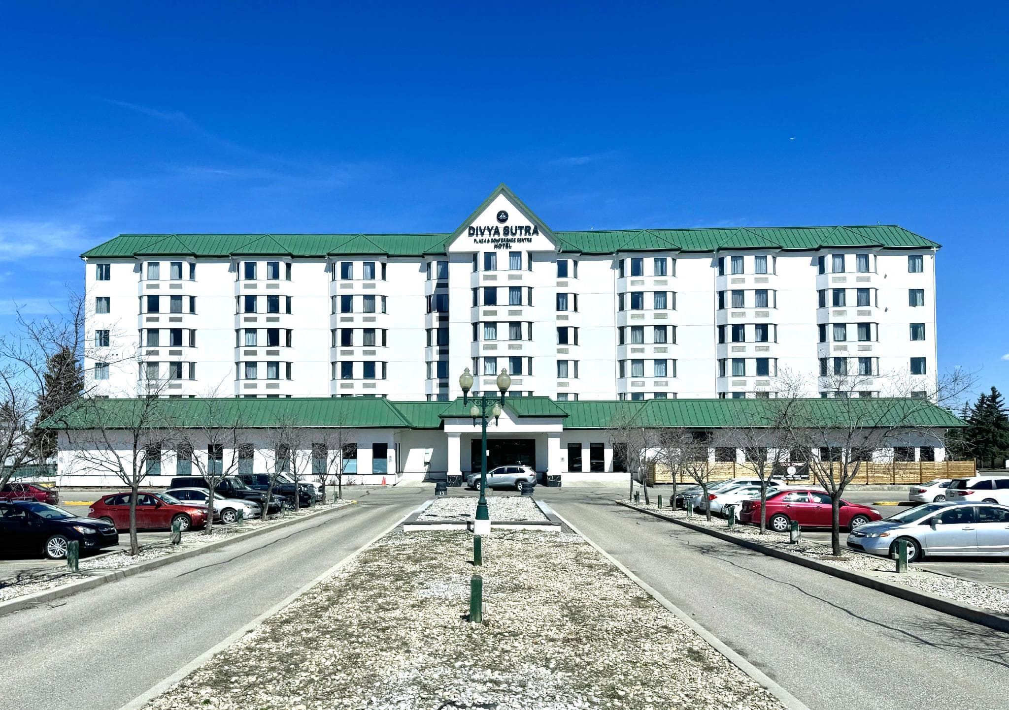 Divya Sutra Plaza and Conference Centre Calgary Airport