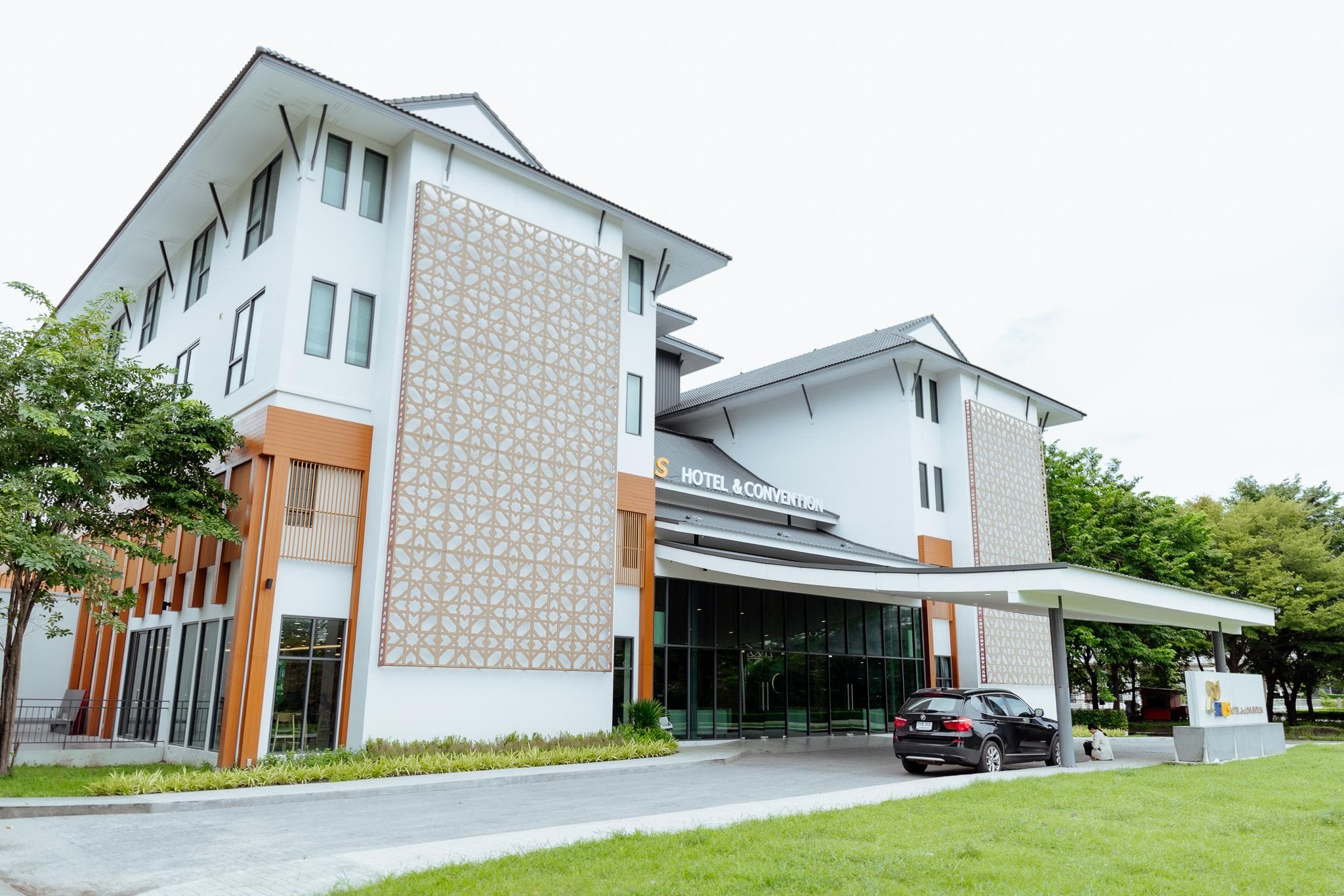 RUS Hotel&Convention