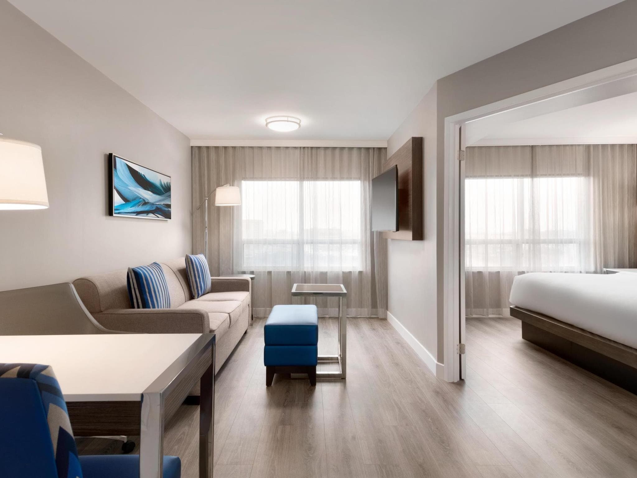 Embassy Suites by Hilton Toronto Airport