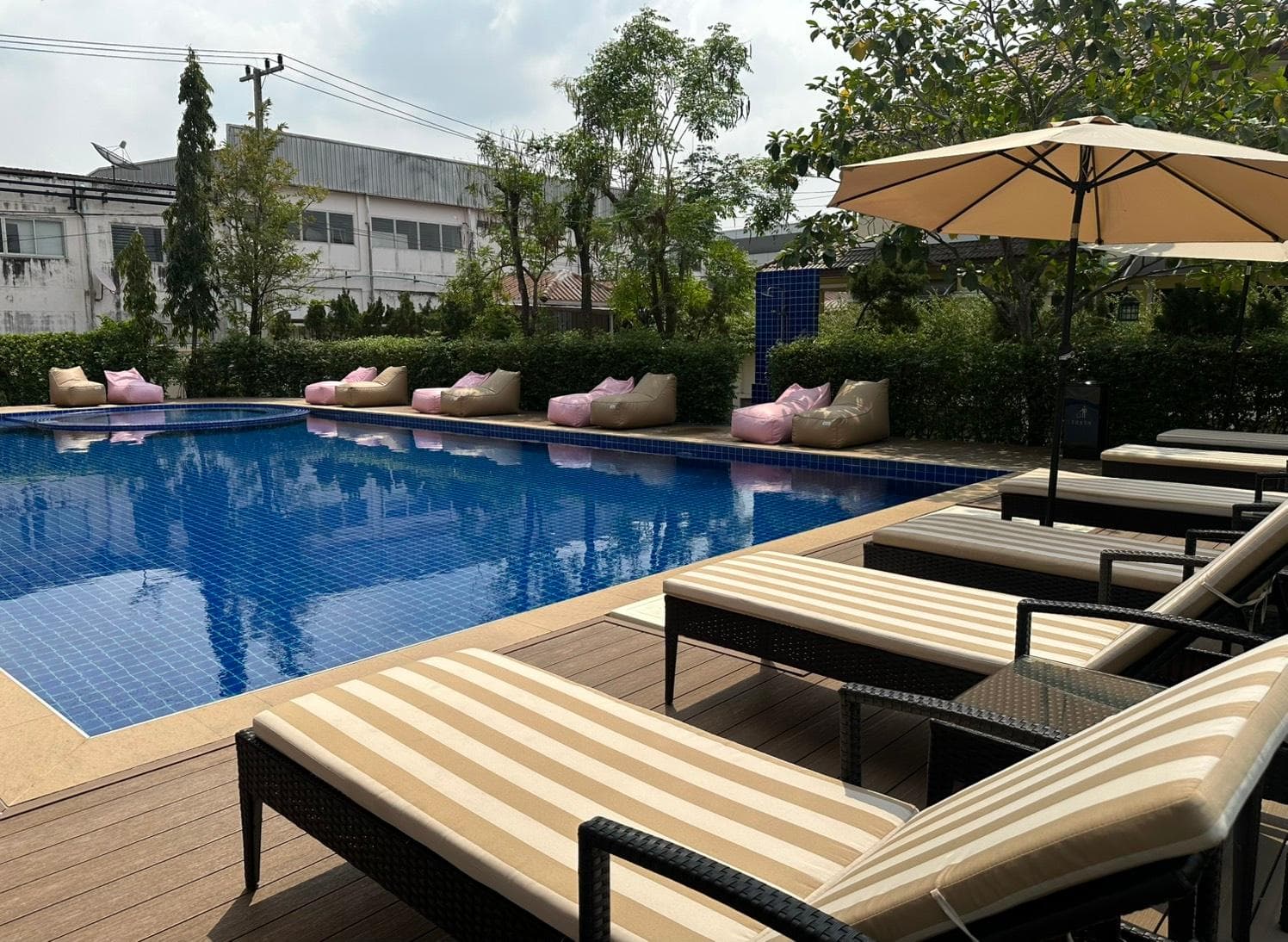 Miloft Suvarnabhumi Airport Hotel
