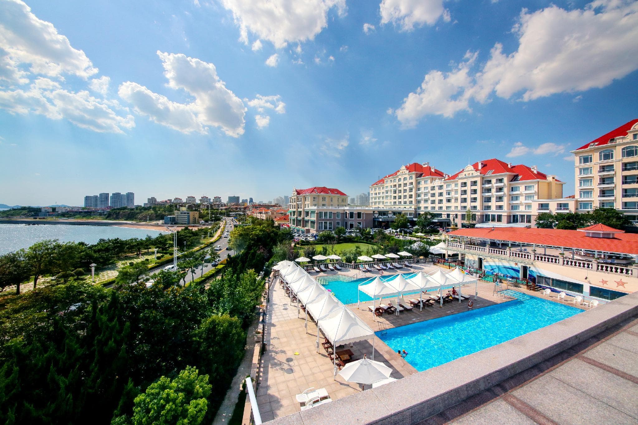 Qingdao Sea View Garden Hotel