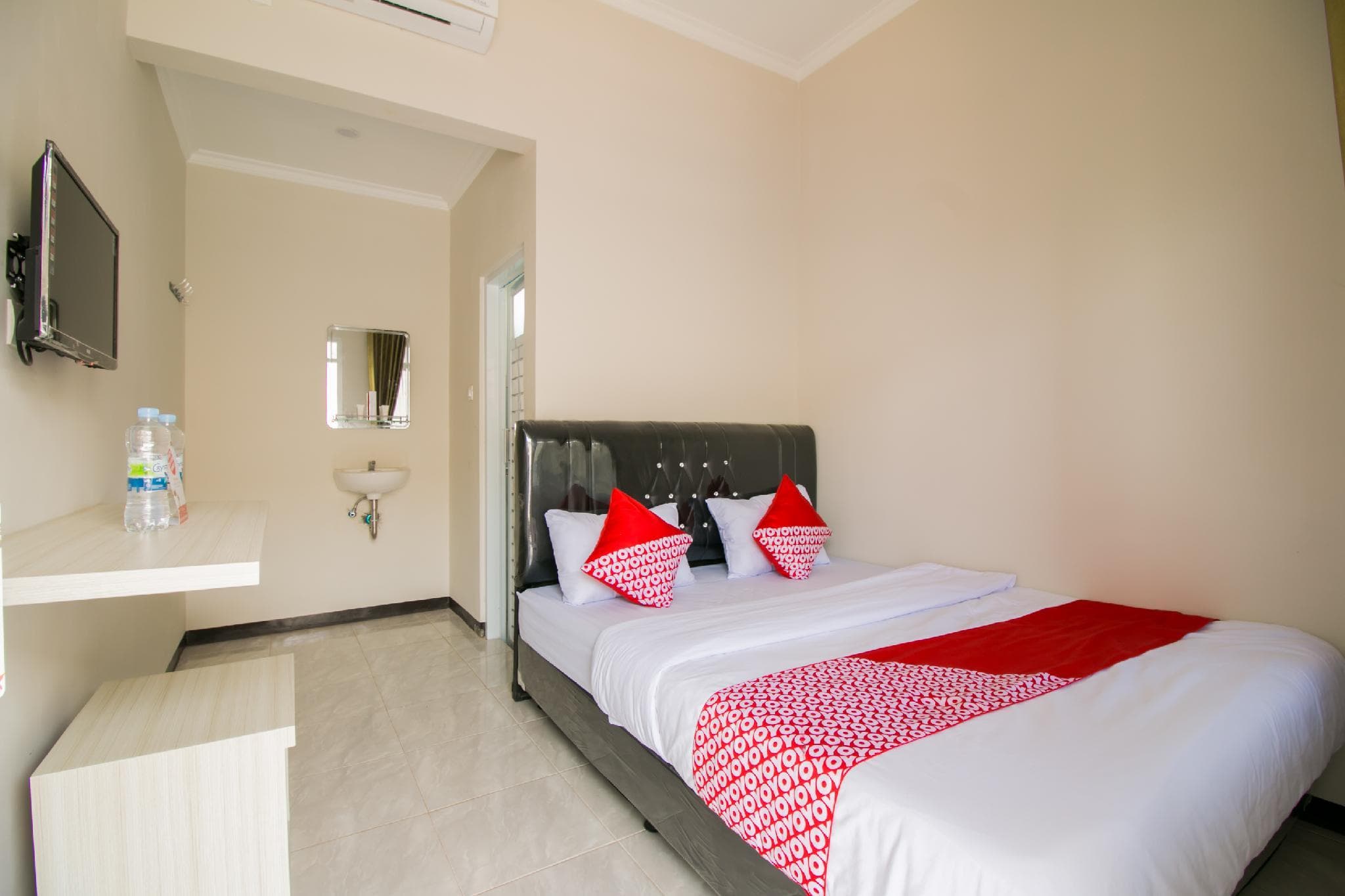 Hotel O Fakhira Residence
