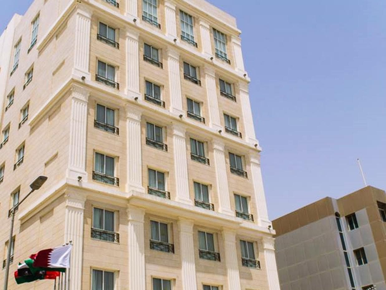 Premium Strato Hotel