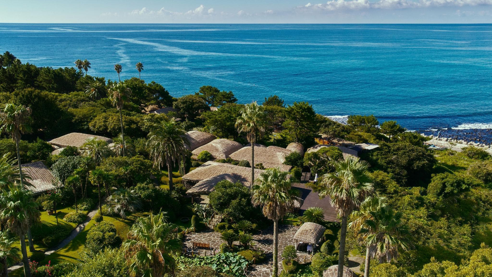 The Seaes Hotel & Resort