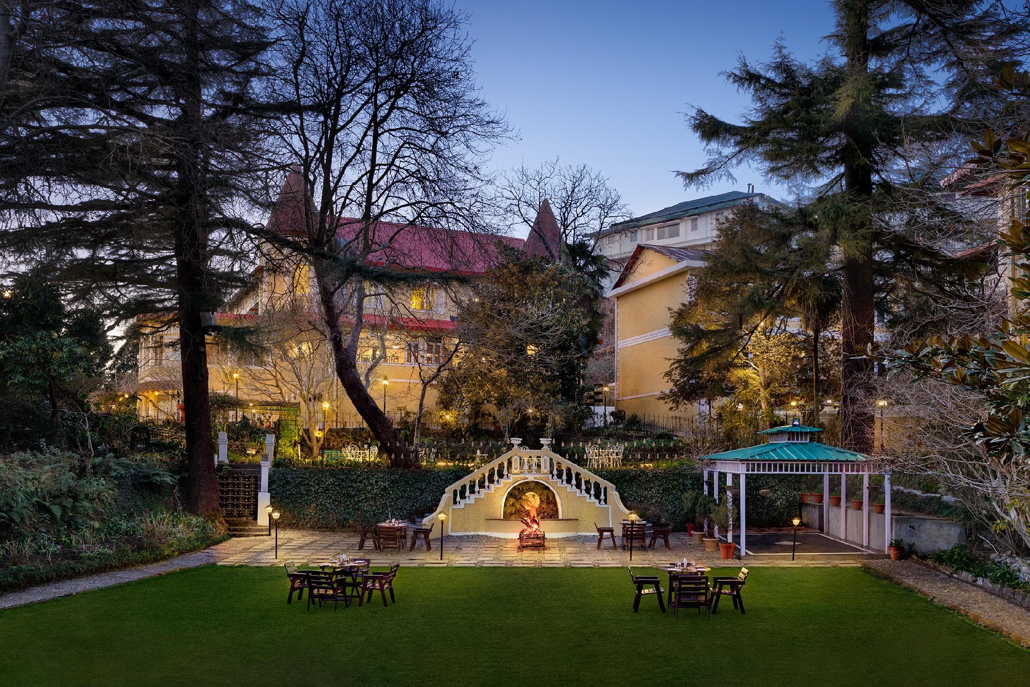 WelcomHeritage Kasmanda Palace