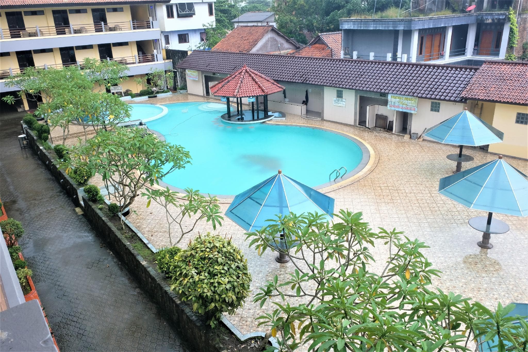 Uni Beach Hotel