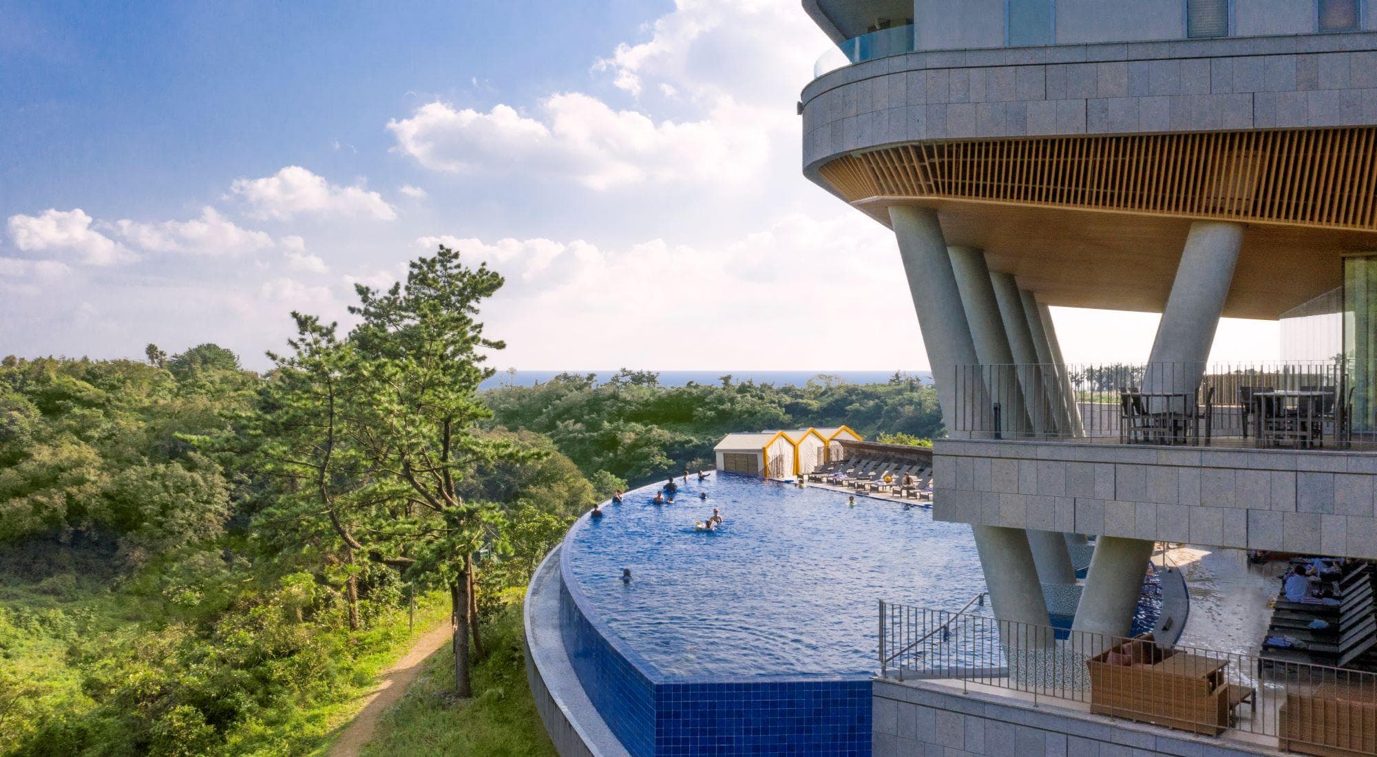 Hidden Cliff Hotel & Nature