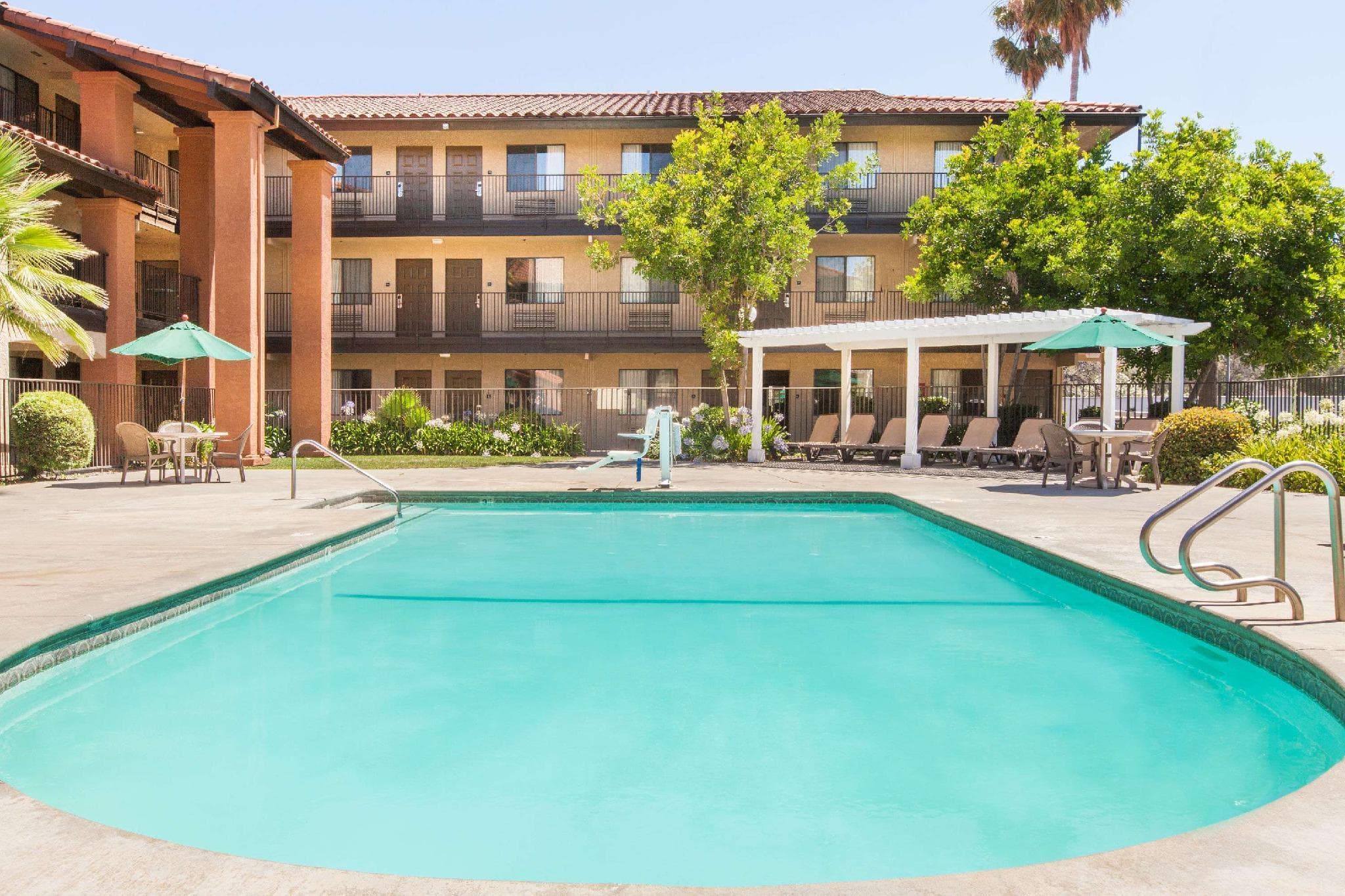 Days Inn by Wyndham San Jose Milpitas