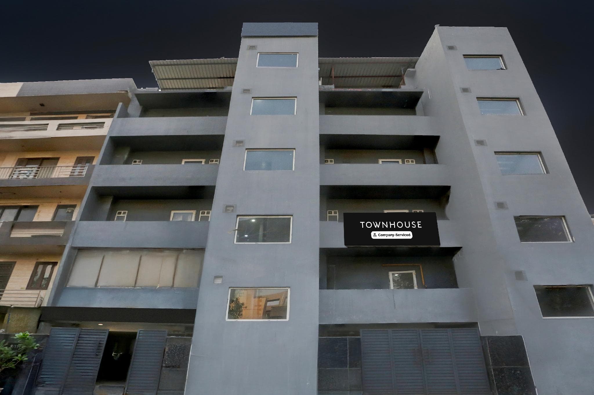 Super Townhouse Shahdara Near Yamuna Sports Complex Formerly Hotel Ipotel