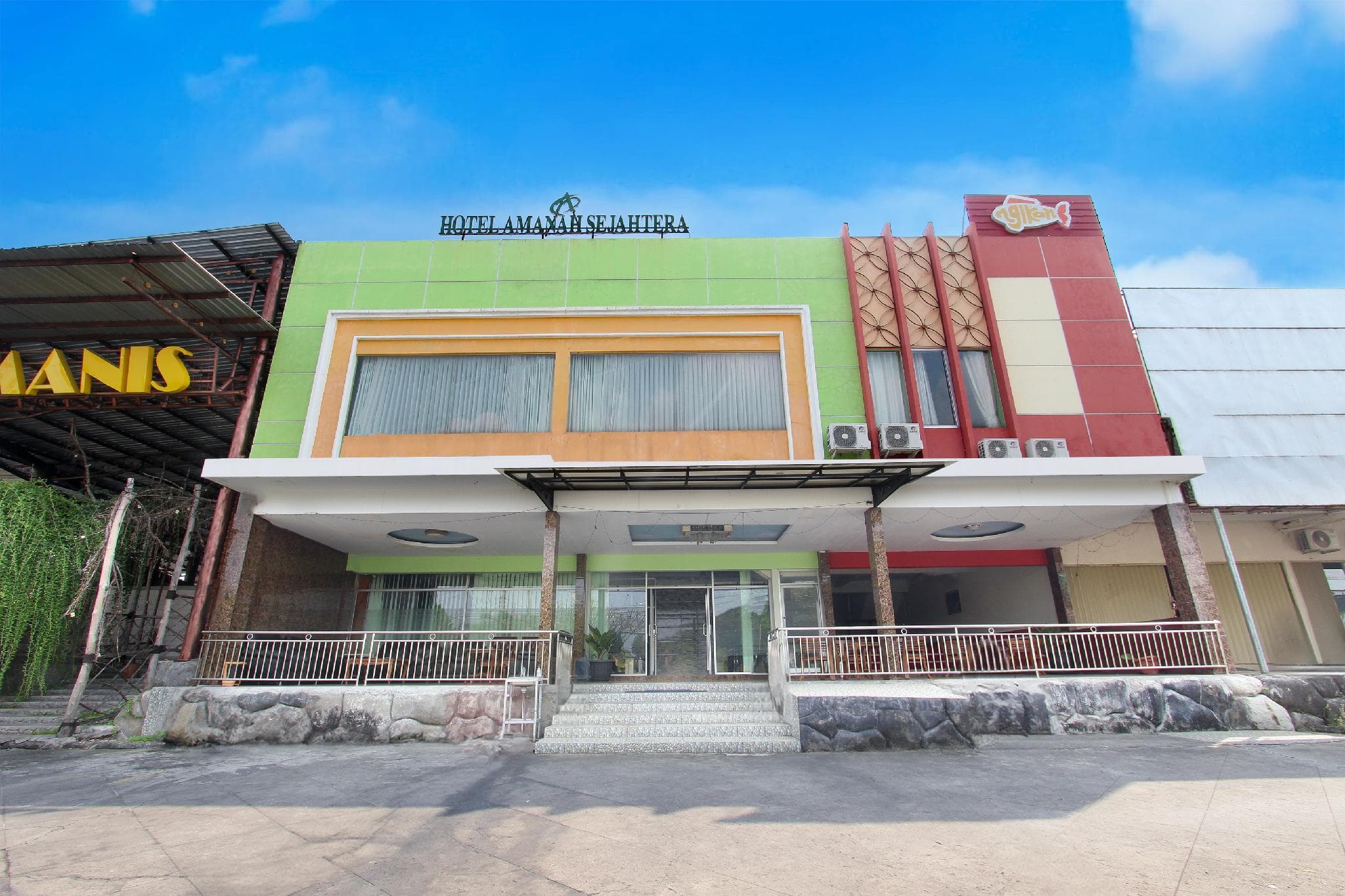 Hotel O Jalan Slamet Riyadi Near Bandara Adi Soemarmo Formerly Amanah Sejahtera