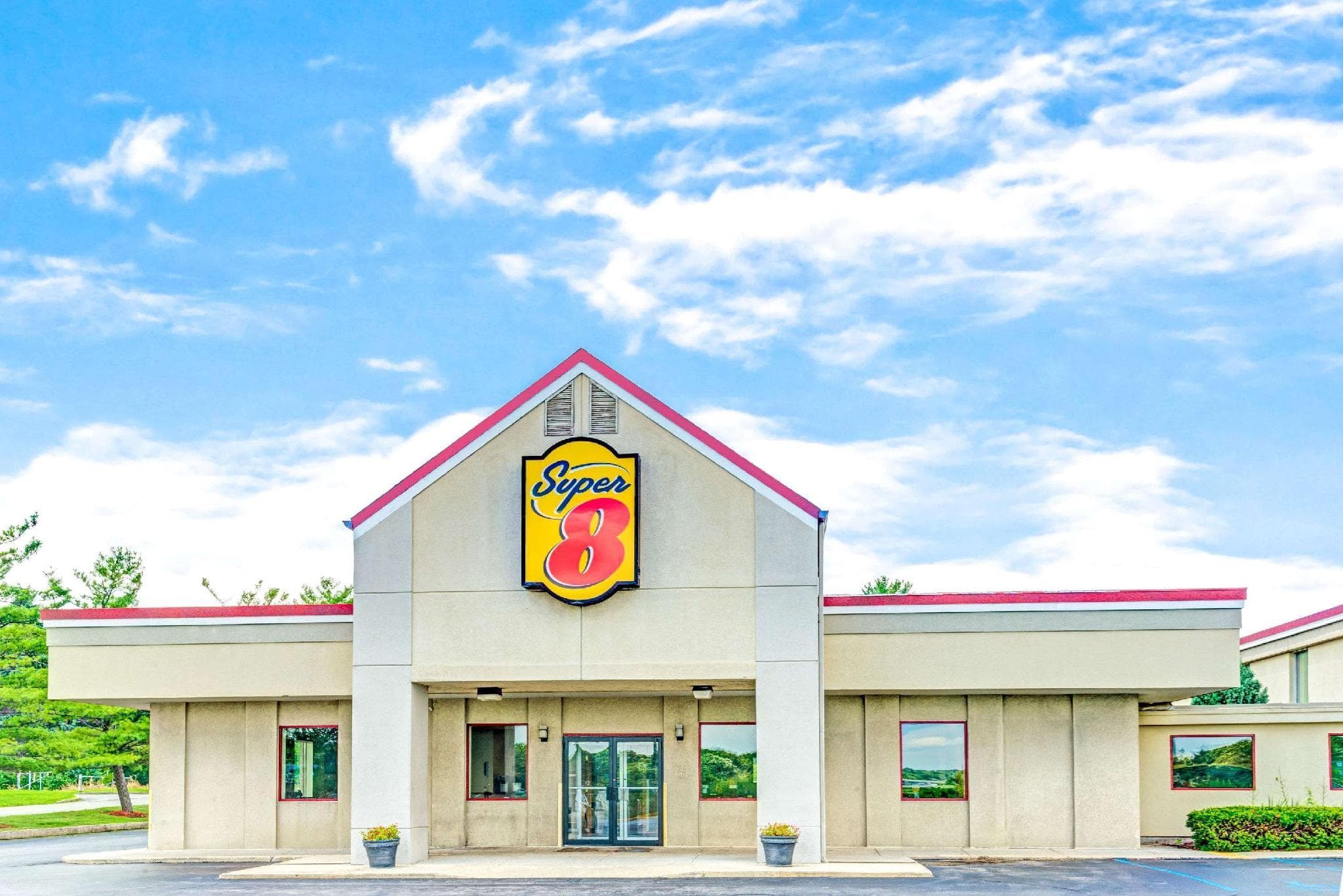 Super 8 By Wyndham Indianapolis South