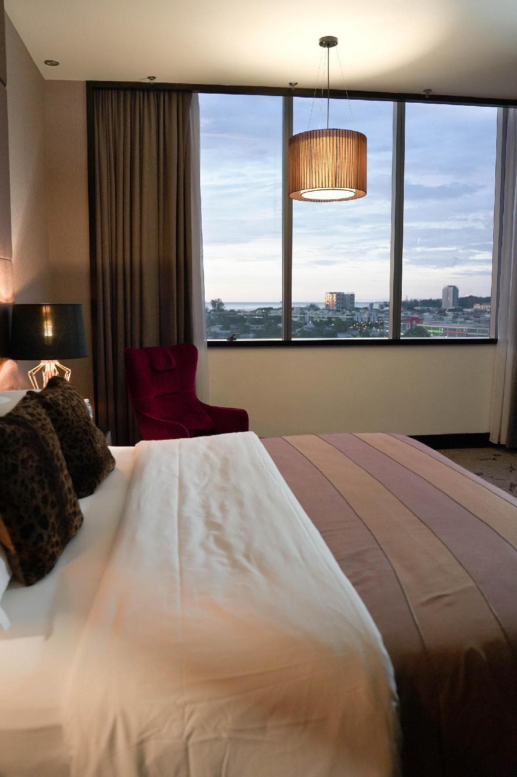 New World Suites