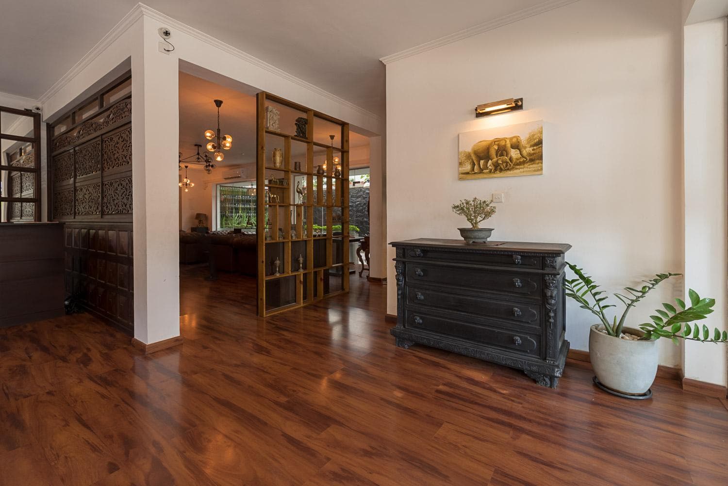 Pearl Royal Hotel Colombo